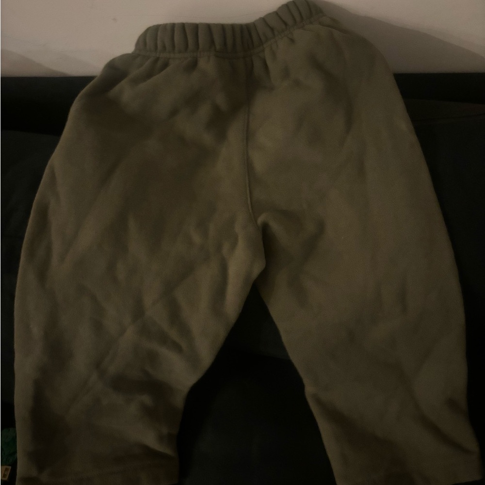 Fear of God Essentials Olive Hoodie and Sweatpants Set - Picture 3 of 6